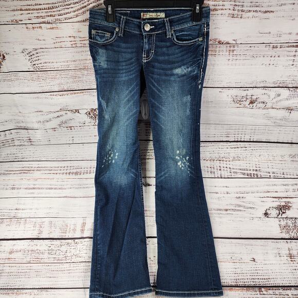 BKE Stella Boot Jeans 26x31.5 Medium Wash Distressed Stretch Embroidered Pockets - Picture 1 of 8